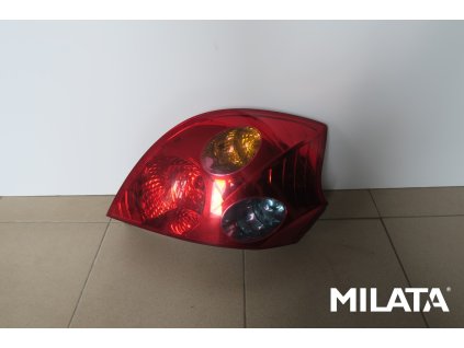 svetlo pz kia ceed 1.4 01.jpg