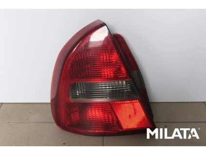 svetlo lz mitsubishi carisma 1.8 01.jpg