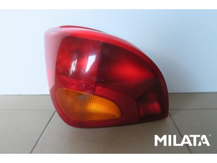 svetlo lz ford fiesta 1.2 01.jpg