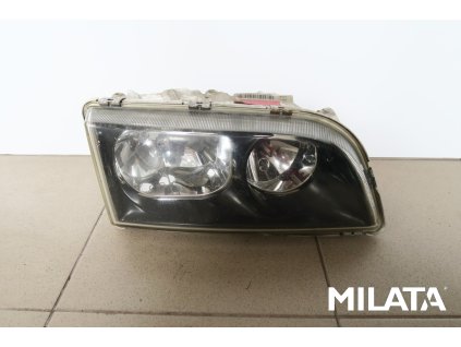 svetlo pp volvo v40 01.jpg