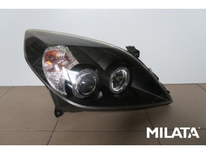 svetlo pp opel signum 01.jpg