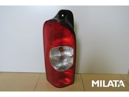 svetlo lz renault master 01.jpg