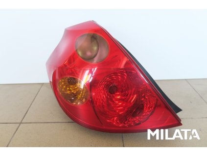 svetlo lz kia ceed 01.jpg