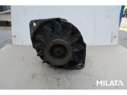 alternator alfa 01.jpg