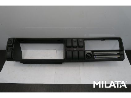 S26051832 1