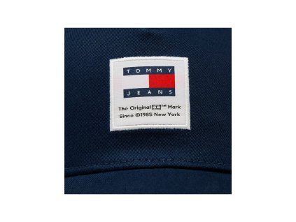2968 tommy jeans siltovka modern