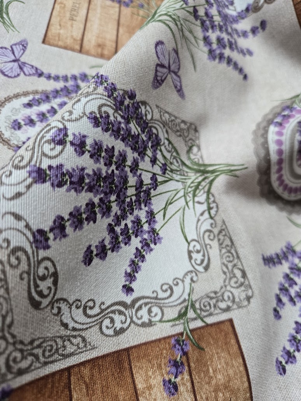 Nové látky Provance