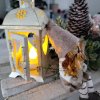 Vánoční sáňky s holčičkou a lucernou