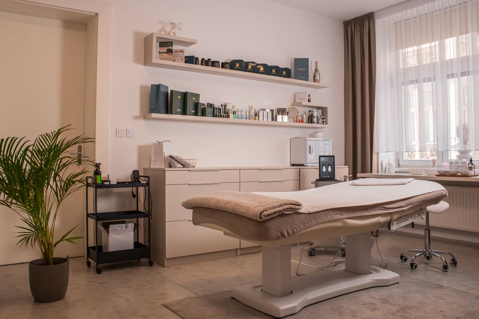 Kosmetika Denisa Foldynová - Dittrich Academy and Beauty, Ostrava