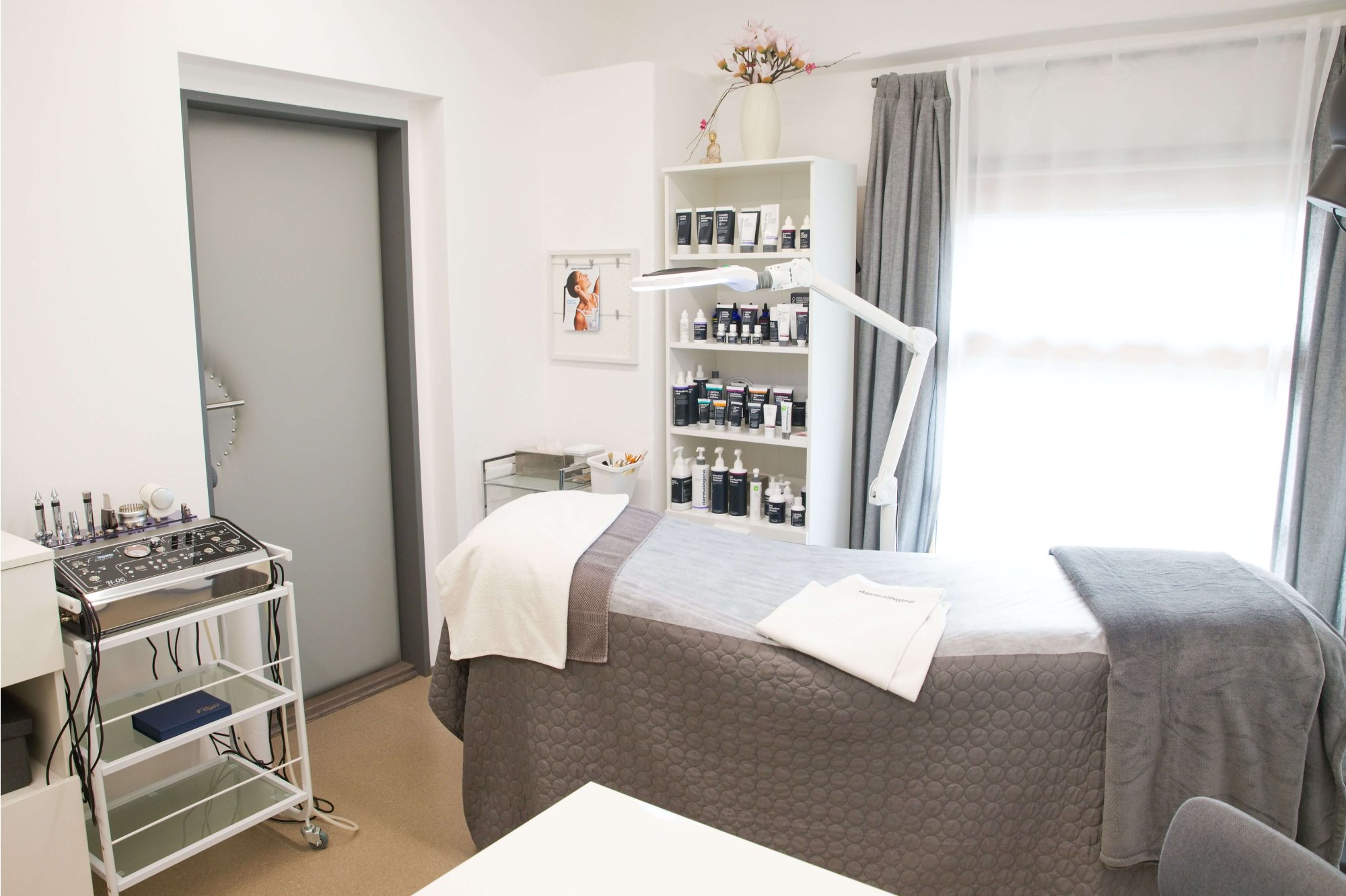 Elebele kosmetické studio, Měšice