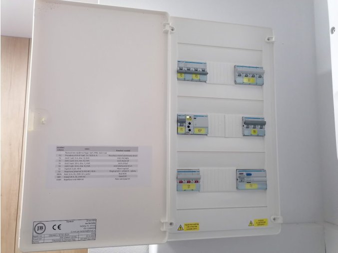 FVE AC rozvaděč 10kW-manual backup