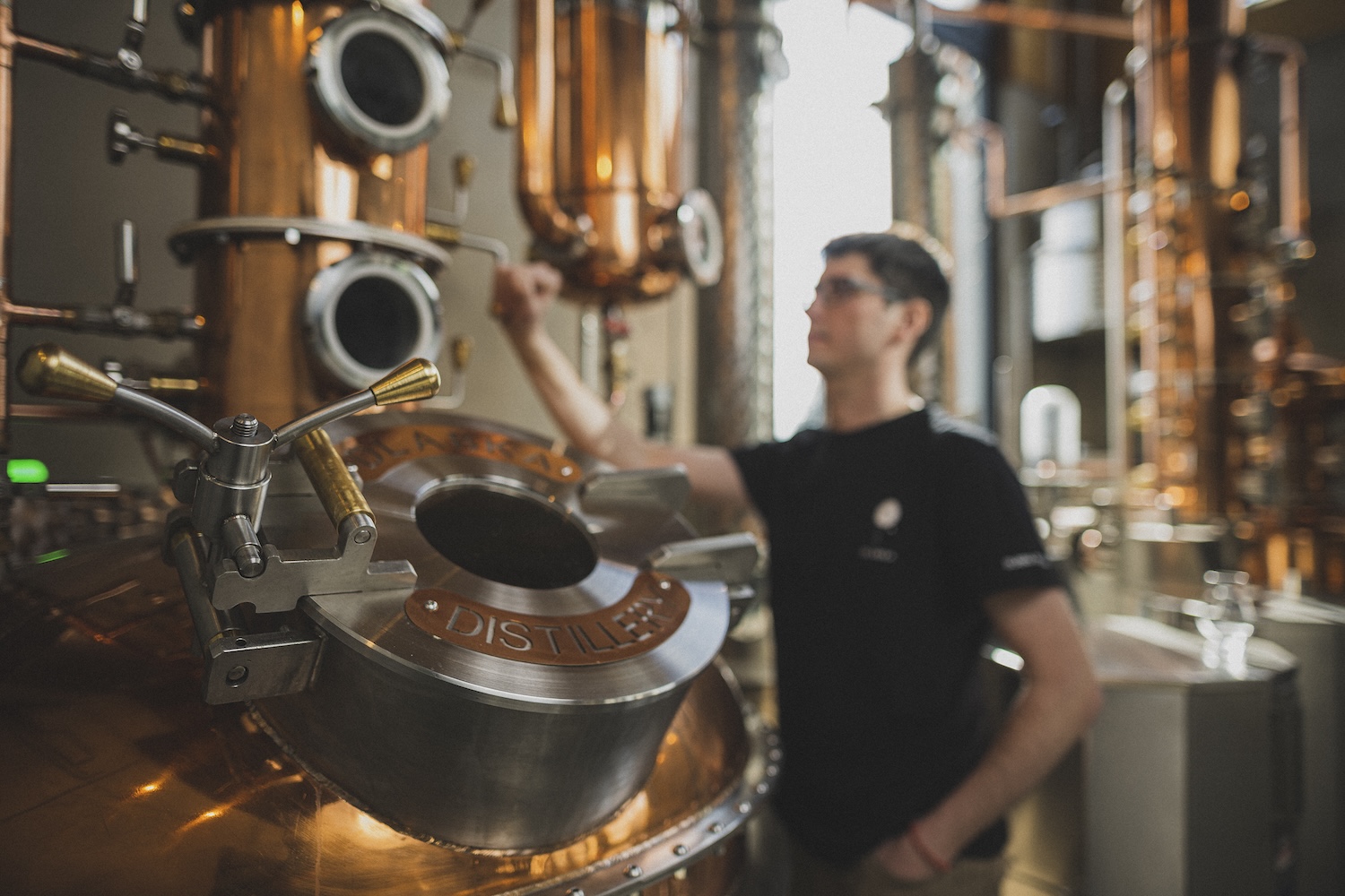 Tři české palírny ginu, které stojí za návštěvu. Nebo aspoň za ochutnání