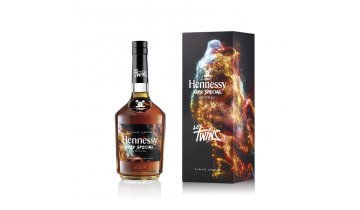 Hennessy VS LED21 LesTwins Blaze 75 NK GB W HD low.width 640x prop