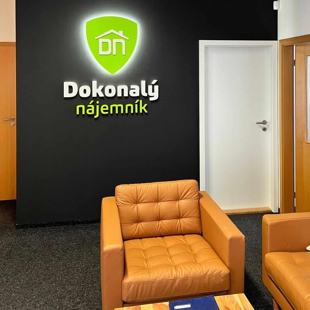 Dokonalý nájemník 3D logo s bočním svícením do kanceláře