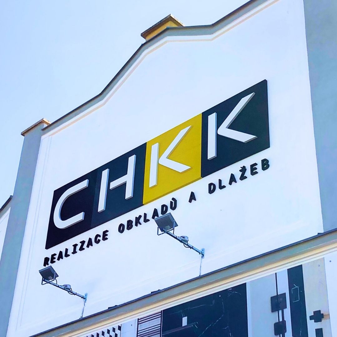 CHKK vrstvené 3D exteriérové logo na fasádu
