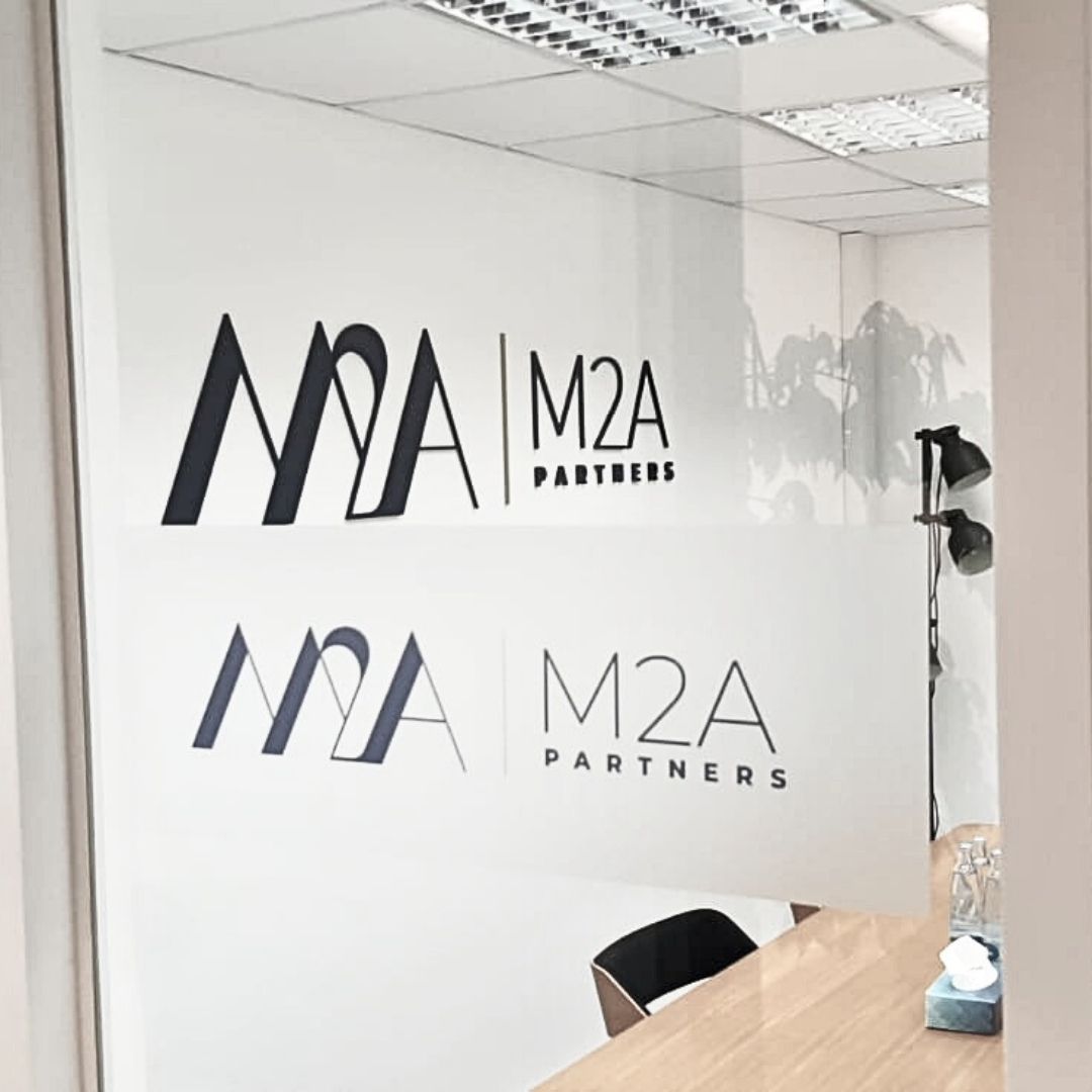 M2A Partners 3D loga do kanceláře, značení a samolepky