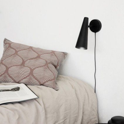 0054591 nastenna lampa precise cerna matna 3