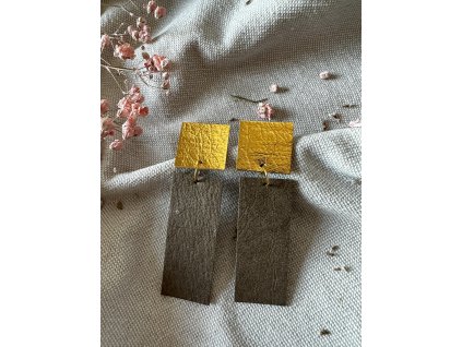 Papírové náušnice // golden chocolate square
