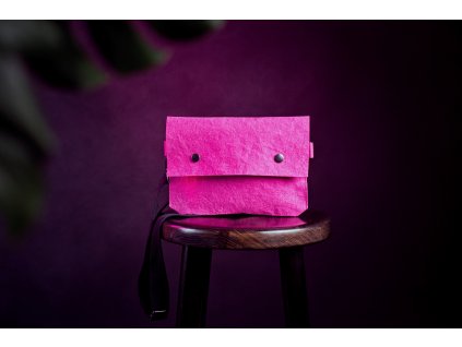 Papírová crossbody // fuchsia