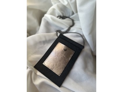 Papírová kapsička s řetězem// black + dark silver