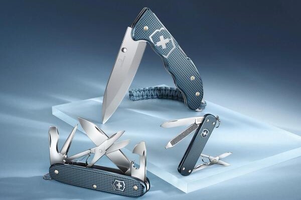 Novinky Victorinox: Limitovaná edice Alox 2026 v ledovcově modré