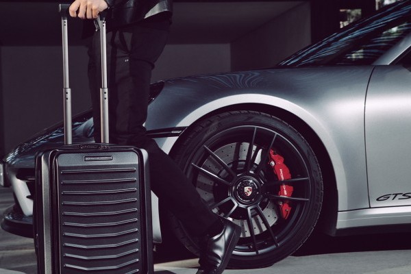 Porsche Design v kůži: úchvatné zpracování i materiály