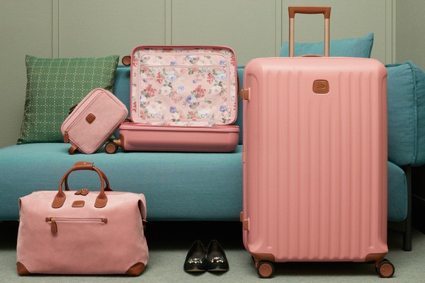 Skořepinové vs textilní kufry – který je pro vás lepší?