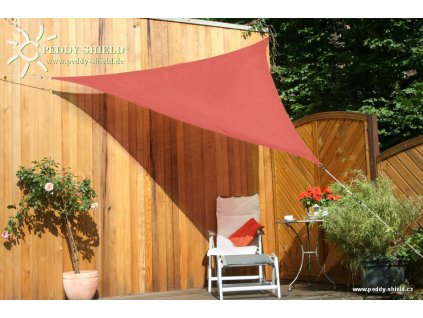 Trojúhelníková sluneční plachta 300 x 300 x 300 cm – terracotta – stínicí tkanina  Peddy Shield