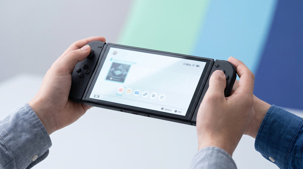 Nintendo Switch 2 v roku 2026 – hybridná herná konzola s väčším displejom a magnetickými ovládačmi