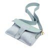 Kožená crossbody kabelka  26-100 D světle modrá
