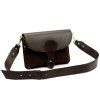 Kožená crossbody kabelka  26-100 D  tmavě hnědá