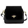 Kožená crossbody kabelka 19-68-05 Bz černá