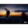 LED čelovka PETZL TIKKA CORE HYBRID modrá