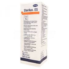 Sterilux ES kompres nesterilný 17 vlákien 8 vrstiev 5 cm x 5 cm 100 ks