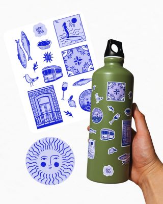 Chtěla bych vám napsat, že tisknu ostošest a mám samolepky skladem, ALE … zatím hledám vhodné papíry, testuju, učím se. A...