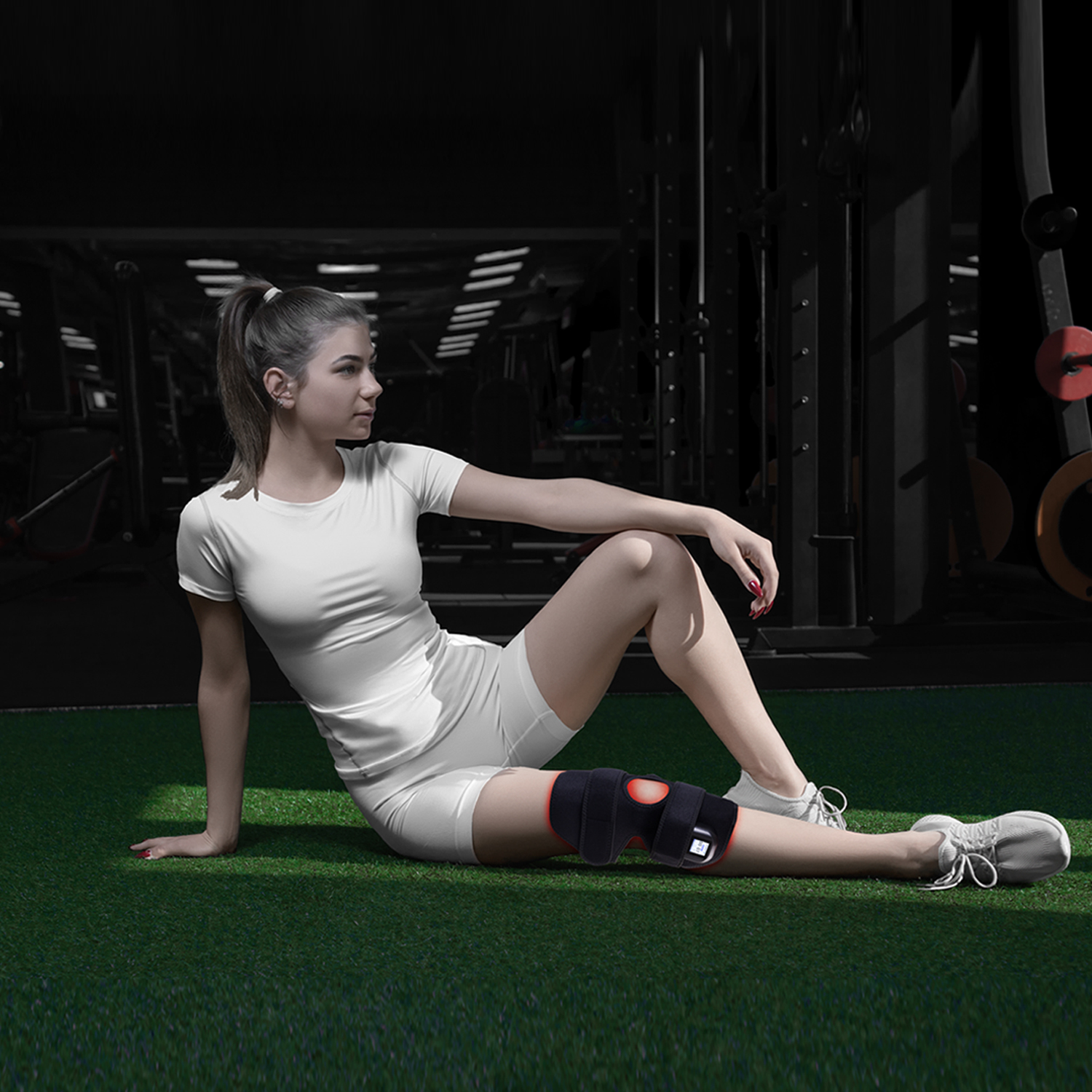 ILWYRED KneeTherapy LED ortéza na koleno při použití po sportovní aktivitě
