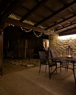 Ve dne nenápadné. V noci to změní celý prostor. 📨 Pokud tě to zaujalo, napiš. #pergola #lightingdesign #zahrada #terasa...