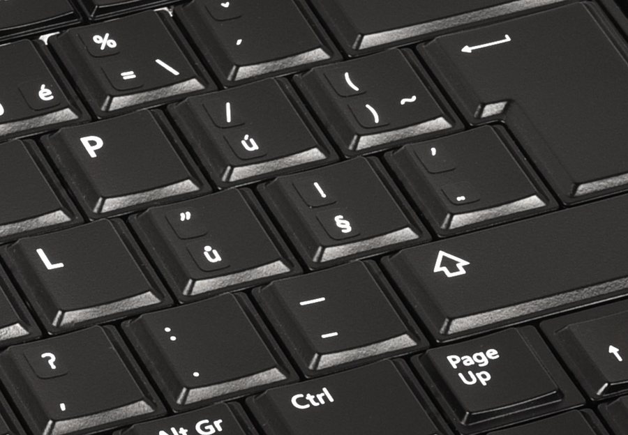 Dell Latitude 7420 – podsvícená počeštěná klávesnice