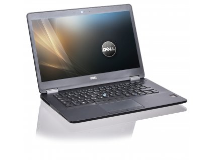 Repasovaný Dell Latitude E7470 – pohled zespodu na spodní stranu notebooku s ventilačními otvory a přístupem ke komponentám