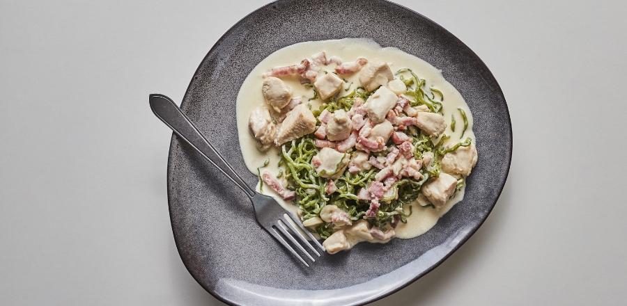 Sýrová omáčka s těstovinami