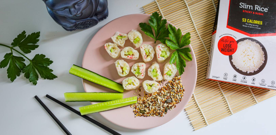 Odlehčená párty jízda: Mini sushi s krémem z krabích tyčinek a okurkou