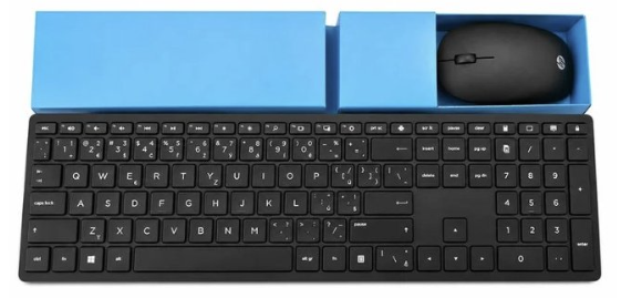 HP Pavilion 400 klávesnice s myší – černá