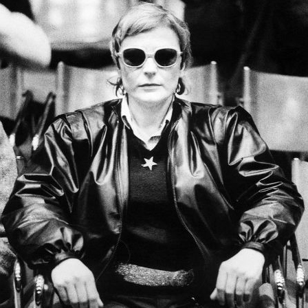 VÝZNAMNÍ PERFORMANCE UMĚLCI