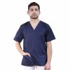 Lékařská halena INFINITE MedStyle tmavě modrá - pánská, pohled zepředu, projmutý střih, výstřih do V, (Velikost XXL)