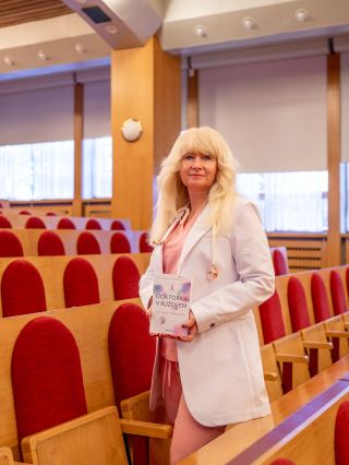 🤍PREVENCE ZAČÍNÁ V HLAVĚ. A u rakoviny to platí dvojnásob. „V odvaze myslet pravdivě o sobě, zůstat ve vztahu ke svému...