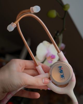 KRÁSNÝ PRVNÍ JARNÍ DEN. 🌸🌿 Ať je plný nové energie, barev a radosti z práce. Do každé služby přinášíme lehkost i kvalitu s...