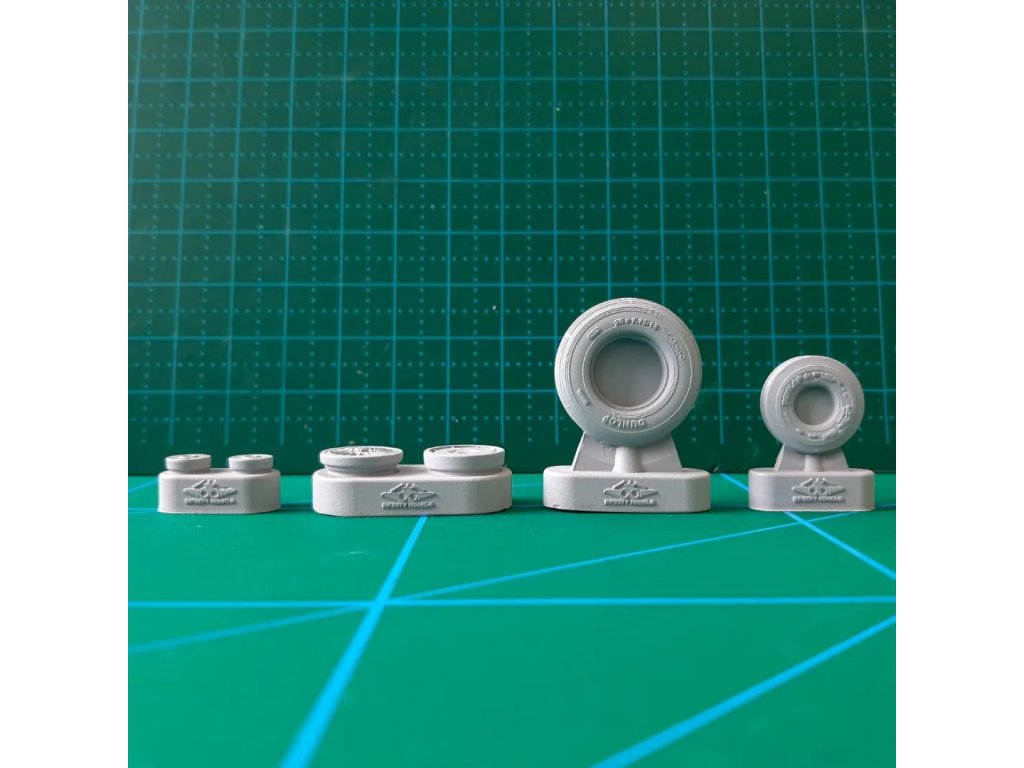 1/32 plastic scale models ww2 wet transfers