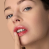 LIPSHOLIDAY25 06