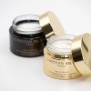 Omlazující noční krém s hnědou řasou a isoflavony  The Ultimate Age Correcting Night Cream