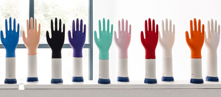 Barevné nitrilové rukavice: Záleží na nich?